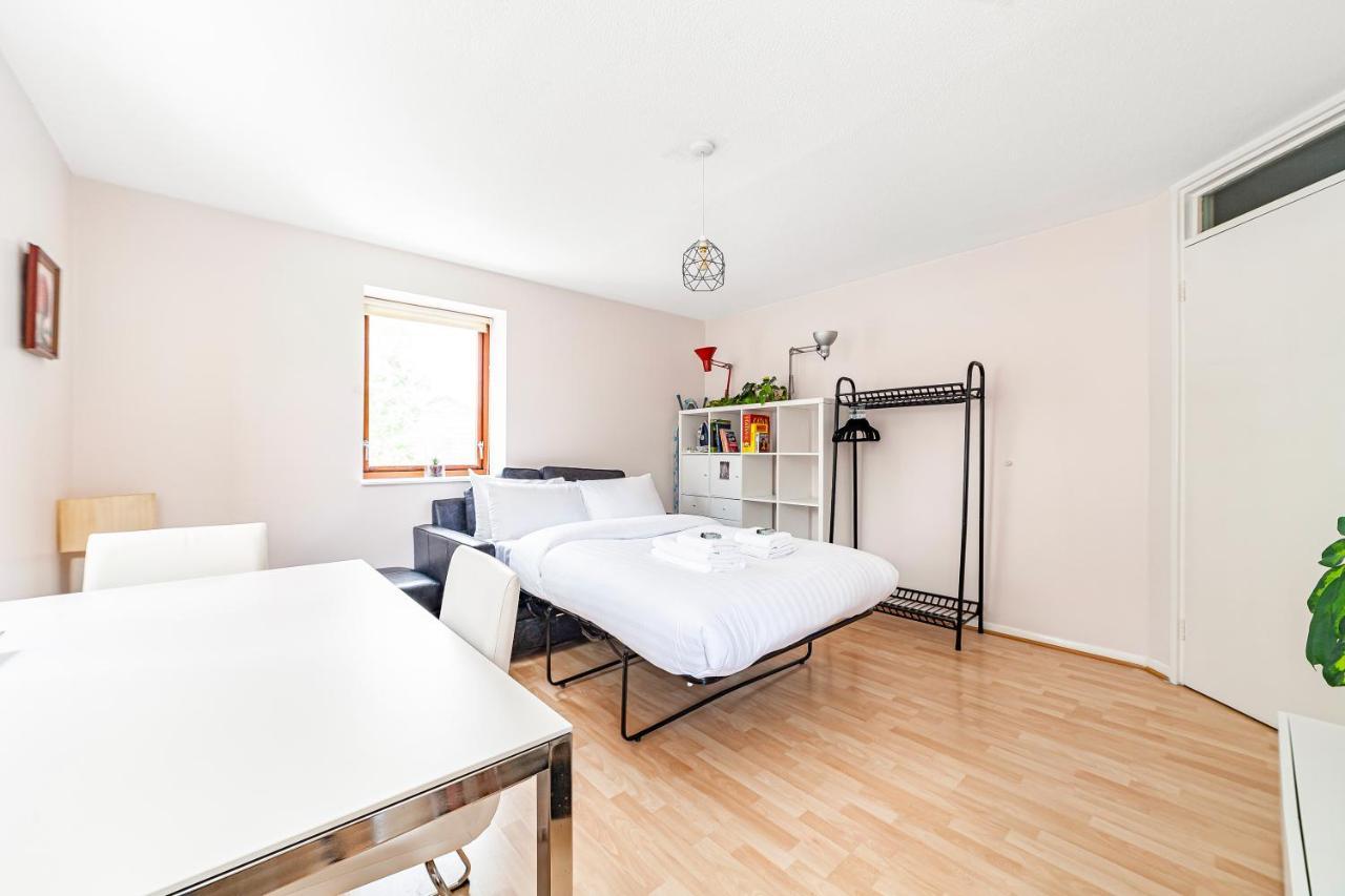 Lovely In Tower Hill, Fantastic Location Apartamento *